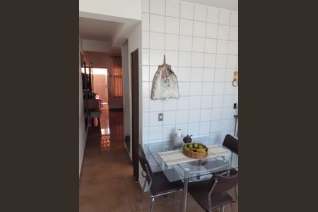 Casa de condomínio à venda com 70m², 2 quartos e 1 vagaCozinha