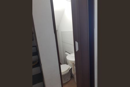 Casa de condomínio à venda com 70m², 2 quartos e 1 vagaLavabo