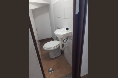 Casa de condomínio à venda com 70m², 2 quartos e 1 vagaLavabo
