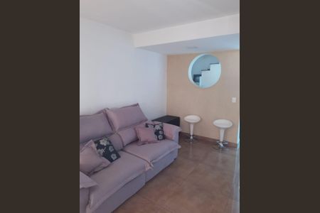 Casa de condomínio à venda com 70m², 2 quartos e 1 vagaSala