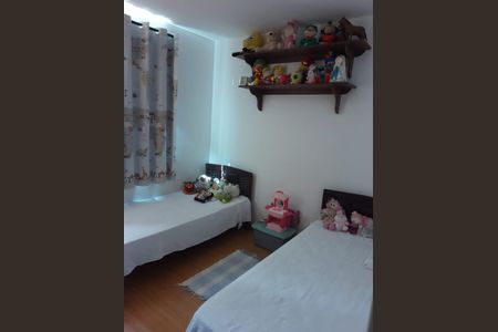 Casa de condomínio à venda com 70m², 2 quartos e 1 vagaQuarto