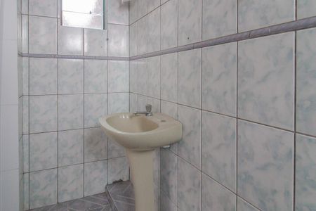 Casa para alugar com 80m², 2 quartos e sem vaga Casa para alugar com 80m², 2 quartos e sem vagaBanheiro