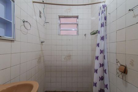 Banheiro de casa para alugar com 1 quarto, 60m² em Jardim Zaira, Mauá