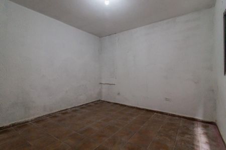Quarto de casa para alugar com 1 quarto, 60m² em Jardim Zaira, Mauá