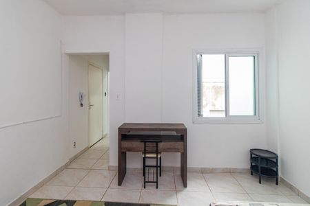 Apartamento para alugar com 19m², 1 quarto e sem vagaSala/Quarto