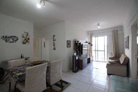 Sala de apartamento à venda com 2 quartos, 72m² em Barra da Tijuca, Rio de Janeiro