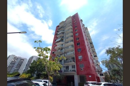 Apartamento à venda com 72m², 2 quartos e 2 vagas Apartamento à venda com 72m², 2 quartos e 2 vagasFachada