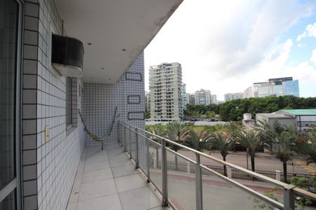 Varanda de apartamento à venda com 2 quartos, 72m² em Barra da Tijuca, Rio de Janeiro