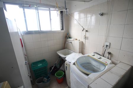 Apartamento à venda com 72m², 2 quartos e 2 vagasÁrea de Serviço