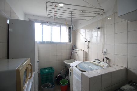 Apartamento à venda com 72m², 2 quartos e 2 vagasÁrea de Serviço