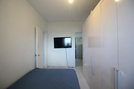 Apartamento à venda com 72m², 2 quartos e 2 vagasQuarto 2