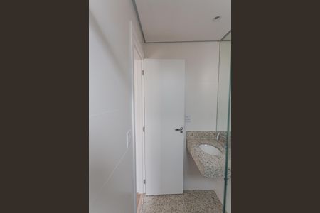 Apartamento à venda com 90m², 3 quartos e 2 vagas Apartamento à venda com 90m², 3 quartos e 2 vagasBanheiro da Suíte