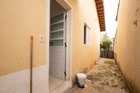 Casa de condomínio para alugar com 49m², 2 quartos e 2 vagas