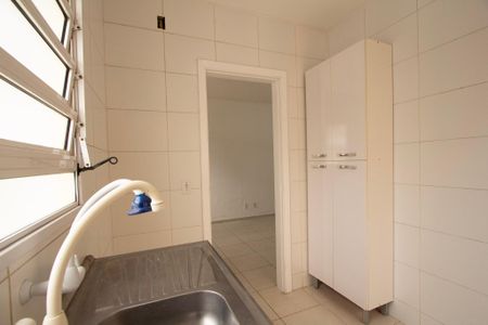 Casa de condomínio para alugar com 49m², 2 quartos e 2 vagas