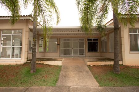 Casa de condomínio para alugar com 49m², 2 quartos e 2 vagas