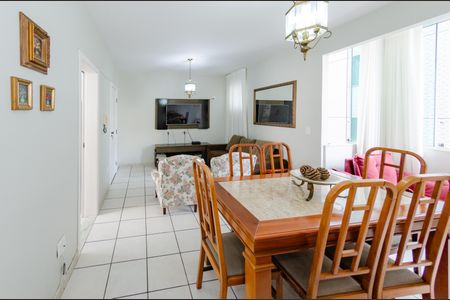 Apartamento à venda com 93m², 3 quartos e 2 vagasSala