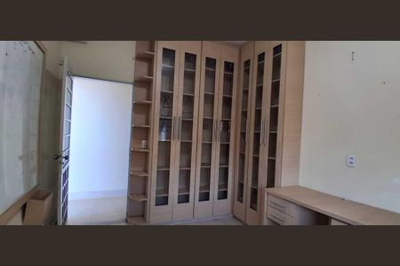 Casa para alugar com 5 quartos, 270m² em Setor Jao, Goiânia