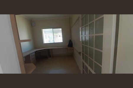 Casa para alugar com 5 quartos, 270m² em Setor Jao, Goiânia