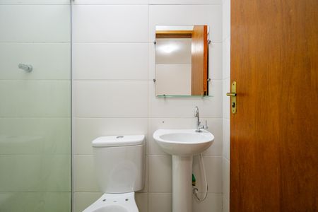 Banheiro da Suíte de casa de condomínio para alugar com 1 quarto, 35m² em Vila Guarani (zona Sul), São Paulo