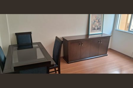 Apartamento para alugar com 68m², 2 quartos e 1 vaga