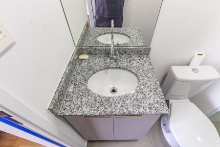 Banheiro de apartamento para alugar com 1 quarto, 23m² em Belenzinho, São Paulo