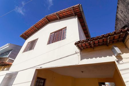 Casa à venda com 125m², 5 quartos e 2 vagasFachada