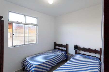 Casa à venda com 125m², 5 quartos e 2 vagasQuarto 2