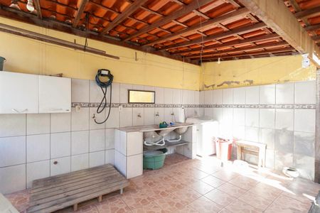 Casa à venda com 125m², 5 quartos e 2 vagasÁrea de serviço 