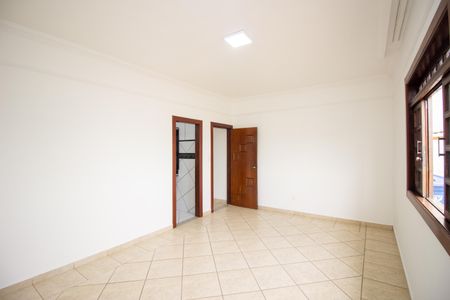 Casa para alugar com 280m², 2 quartos e 2 vagasQuarto Suíte