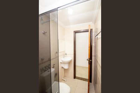 Casa para alugar com 280m², 2 quartos e 2 vagasBanheiro Social