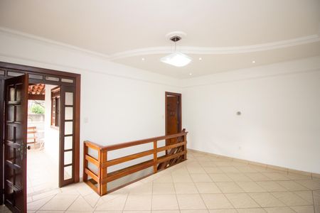 Casa para alugar com 280m², 2 quartos e 2 vagasSala de TV