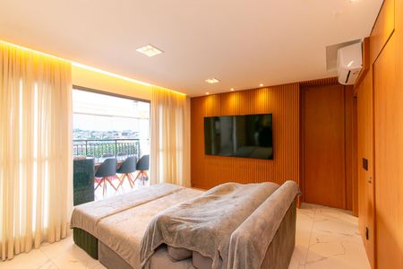 Sala de apartamento à venda com 3 quartos, 120m² em Jardim Teresa, São Paulo