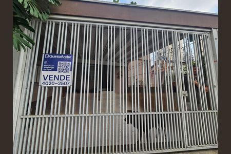 Casa à venda com 3 quartos, 129m² em Campo Belo, São Paulo
