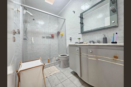 Banheiro de casa à venda com 3 quartos, 129m² em Campo Belo, São Paulo