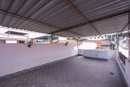 Casa para alugar com 110m², 2 quartos e 1 vaga Casa para alugar com 110m², 2 quartos e 1 vagaTerraço