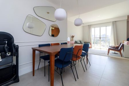 Apartamento à venda com 104m², 2 quartos e 2 vagasSala
