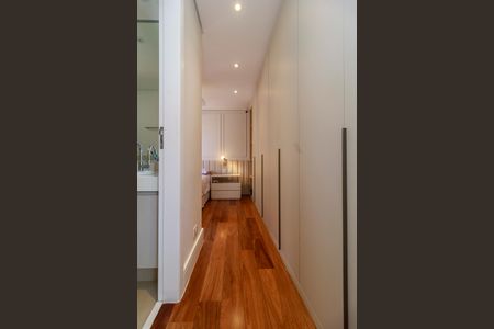 Apartamento à venda com 104m², 2 quartos e 2 vagasSuíte 1