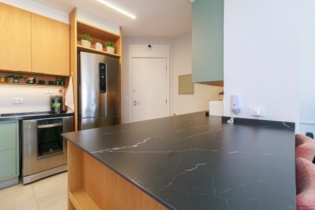 Apartamento à venda com 104m², 2 quartos e 2 vagasCozinha