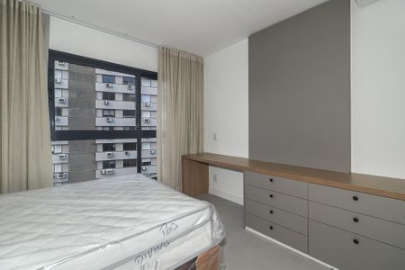 Sala / Quarto / Cozinha de apartamento para alugar com 1 quarto, 24m² em Independência, Porto Alegre