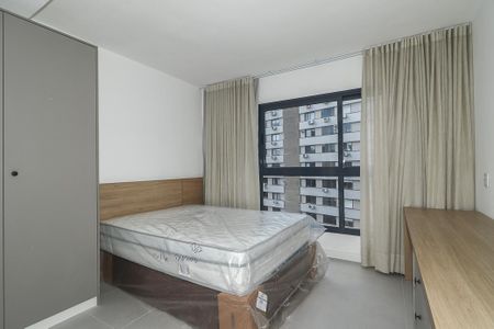 Sala / Quarto / Cozinha de apartamento para alugar com 1 quarto, 24m² em Independência, Porto Alegre
