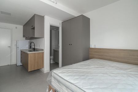 Sala / Quarto / Cozinha de apartamento para alugar com 1 quarto, 24m² em Independência, Porto Alegre