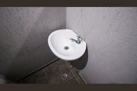 Casa para alugar com 92m², 2 quartos e 1 vaga