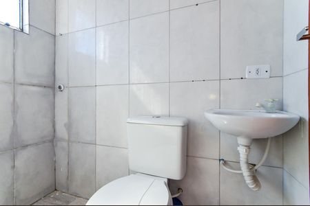 Apartamento para alugar com 60m², 1 quarto e sem vagaBanheiro da Suíte
