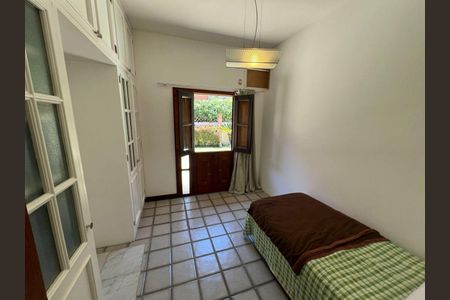 Casa à venda com 4 quartos, 537m² em Itacoatiara, Niterói