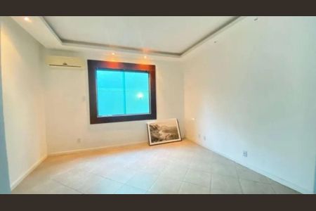 Casa à venda com 5 quartos, 320m² em Itacoatiara, Niterói