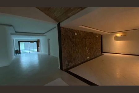Casa à venda com 5 quartos, 320m² em Itacoatiara, Niterói