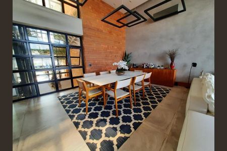 Casa à venda com 4 quartos, 450m² em Itacoatiara, Niterói