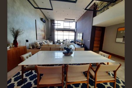 Casa à venda com 4 quartos, 450m² em Itacoatiara, Niterói