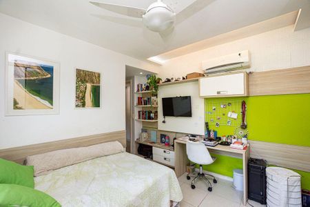 Apartamento à venda com 3 quartos, 150m² em Itacoatiara, Niterói