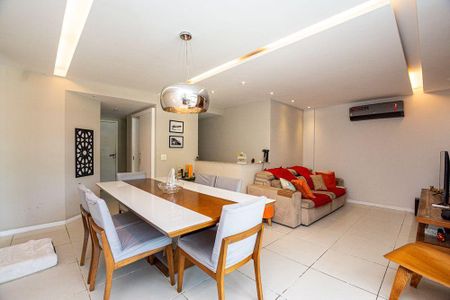 Apartamento à venda com 3 quartos, 150m² em Itacoatiara, Niterói